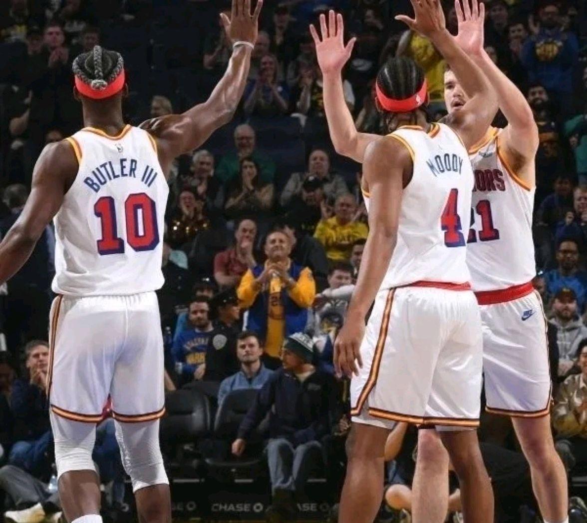 开云官方网站-巴特勒重返赛场，战术调整首场状态出色，皇家马德里观众沸腾！观众掌声雷动-开云官方网站